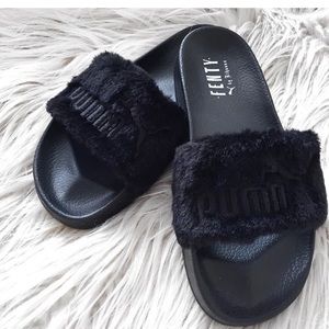 FENTY fur slide
